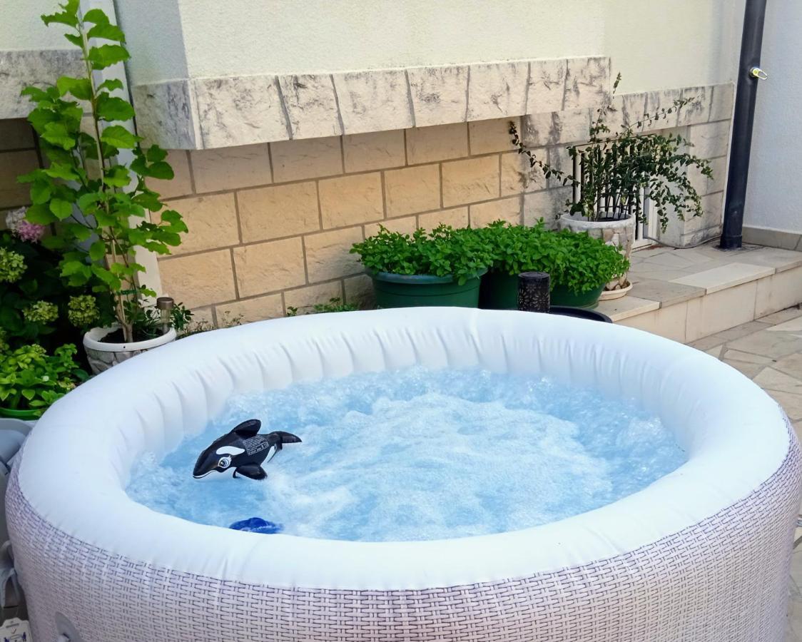 Villa Ana Zivogosce-Apartment4 ภายนอก รูปภาพ